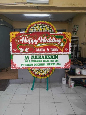 Papan Bunga di Leuwidamar
